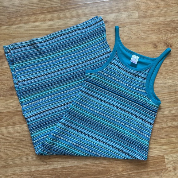 Time and Tru Dresses & Skirts - Super Cute Crochet Midi Dress - size M